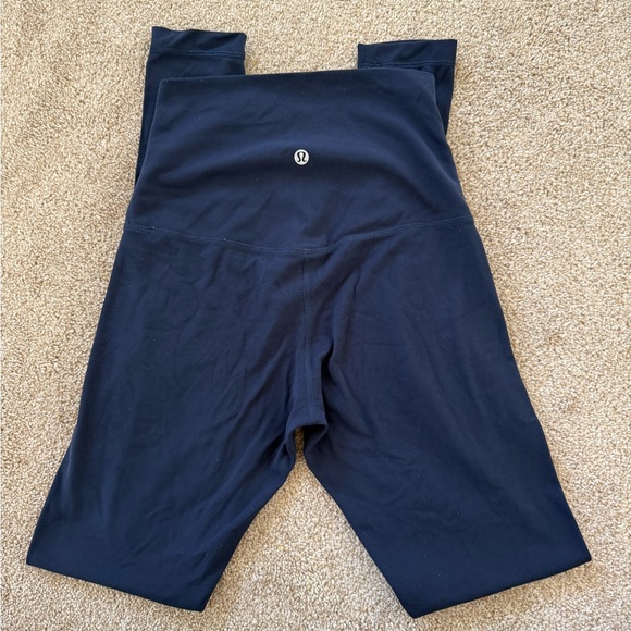 Lululemon super high align 28” leggings size 4 - Picture 4 of 9